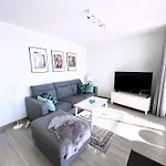 Royal Palm 10 Апартаменты Нерха